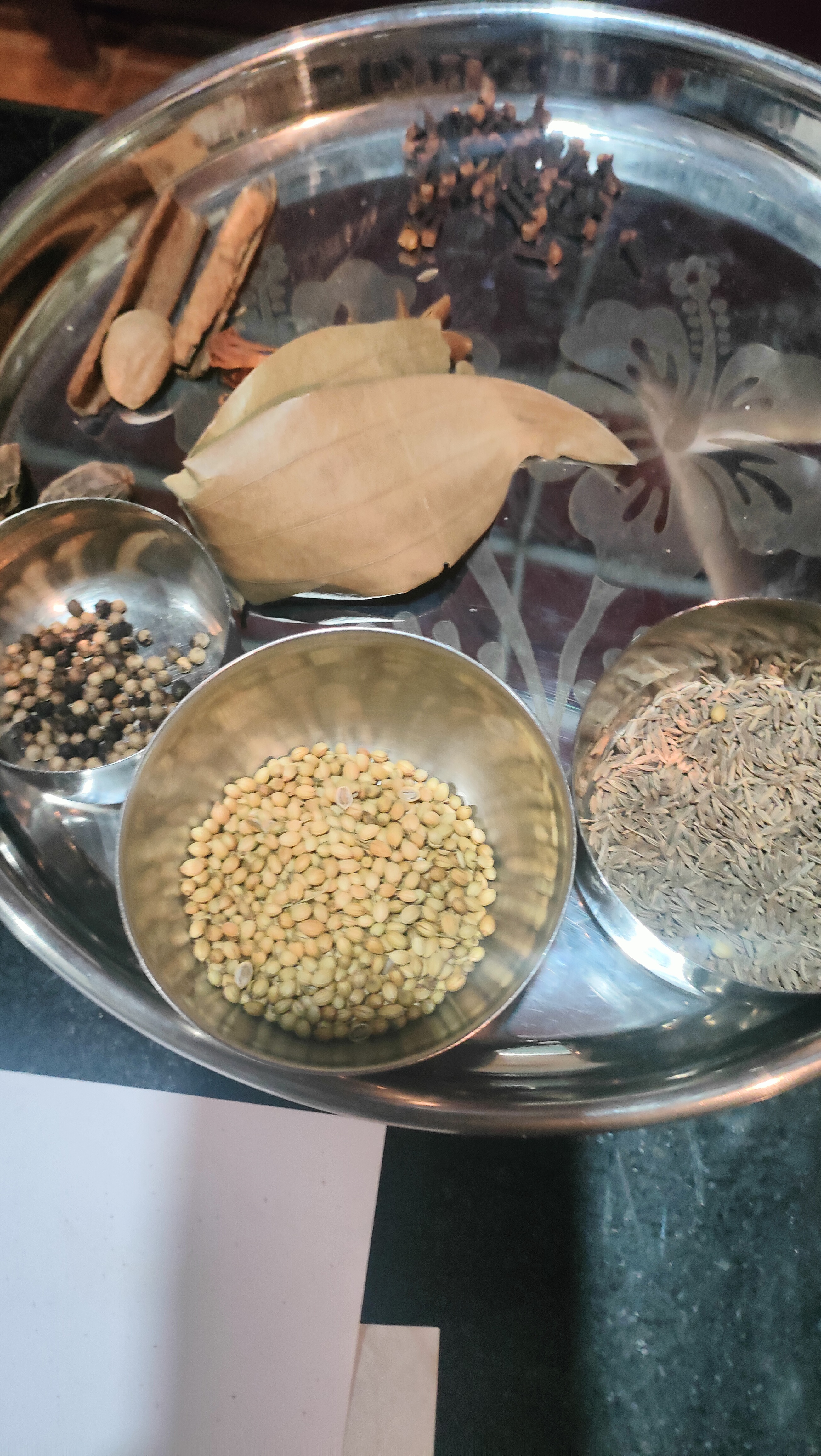 fresh spice array